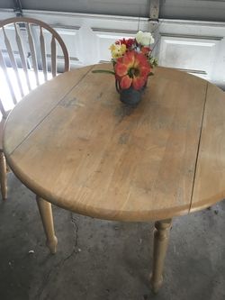 Kitchen table