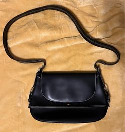 Tommy Hilfiger Black Shoulder Bag for Women, Contrast Stitching