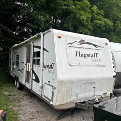 Camper