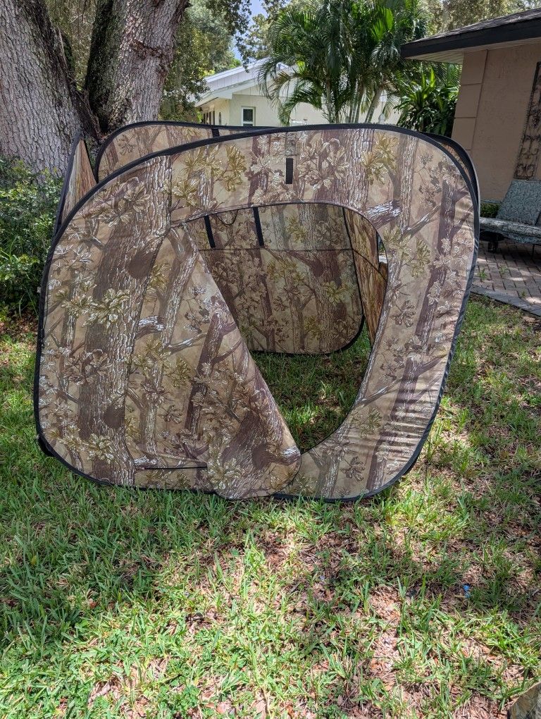 2-h unting Blinds ...Tent