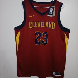 NBA Official License  Nike Cleveland Cavaliers LeBron James Size XL Jersey Brand New With Tags