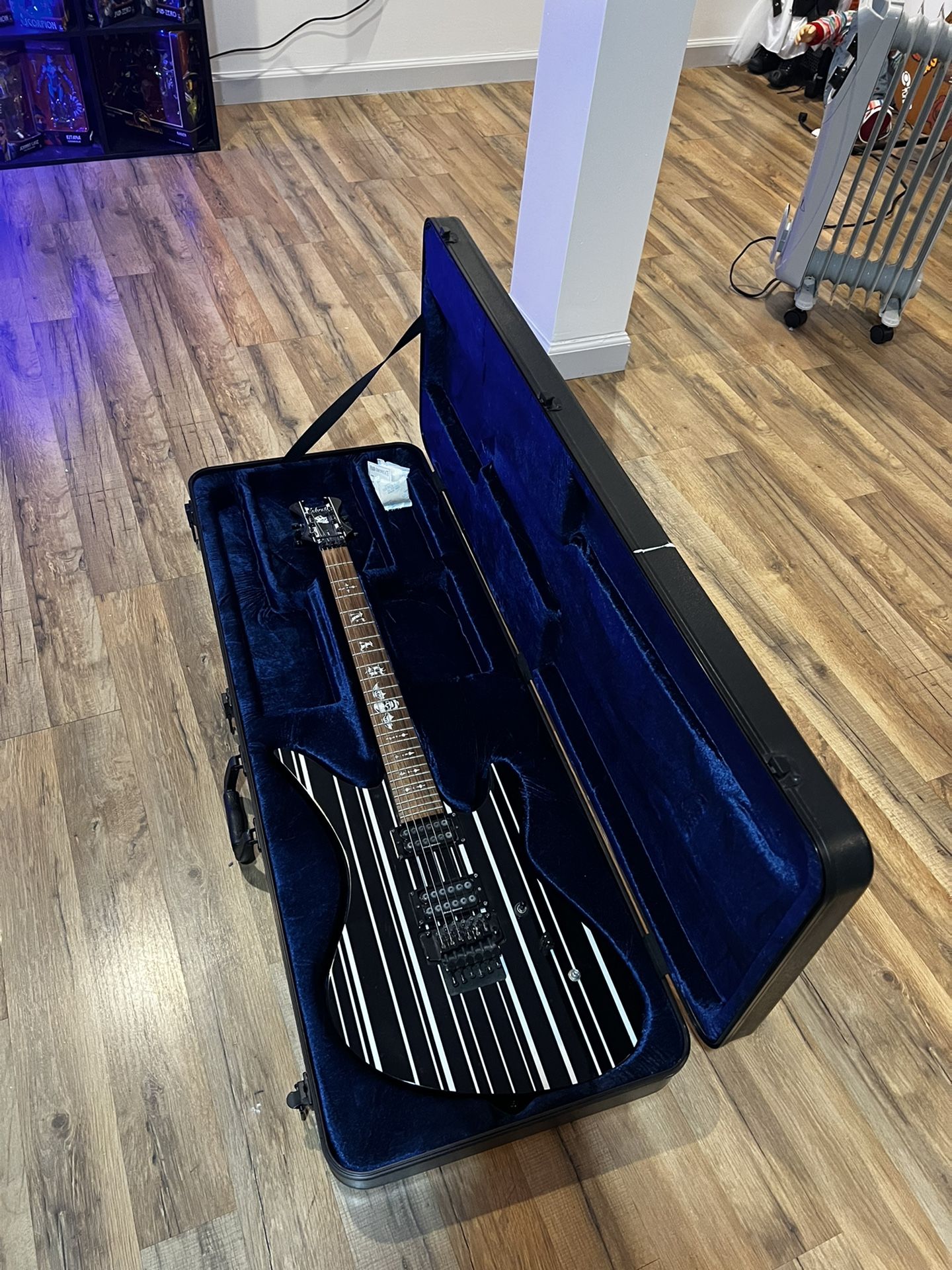 Schecter Synyster Gates Standard Electric Guitar With Guitar Case