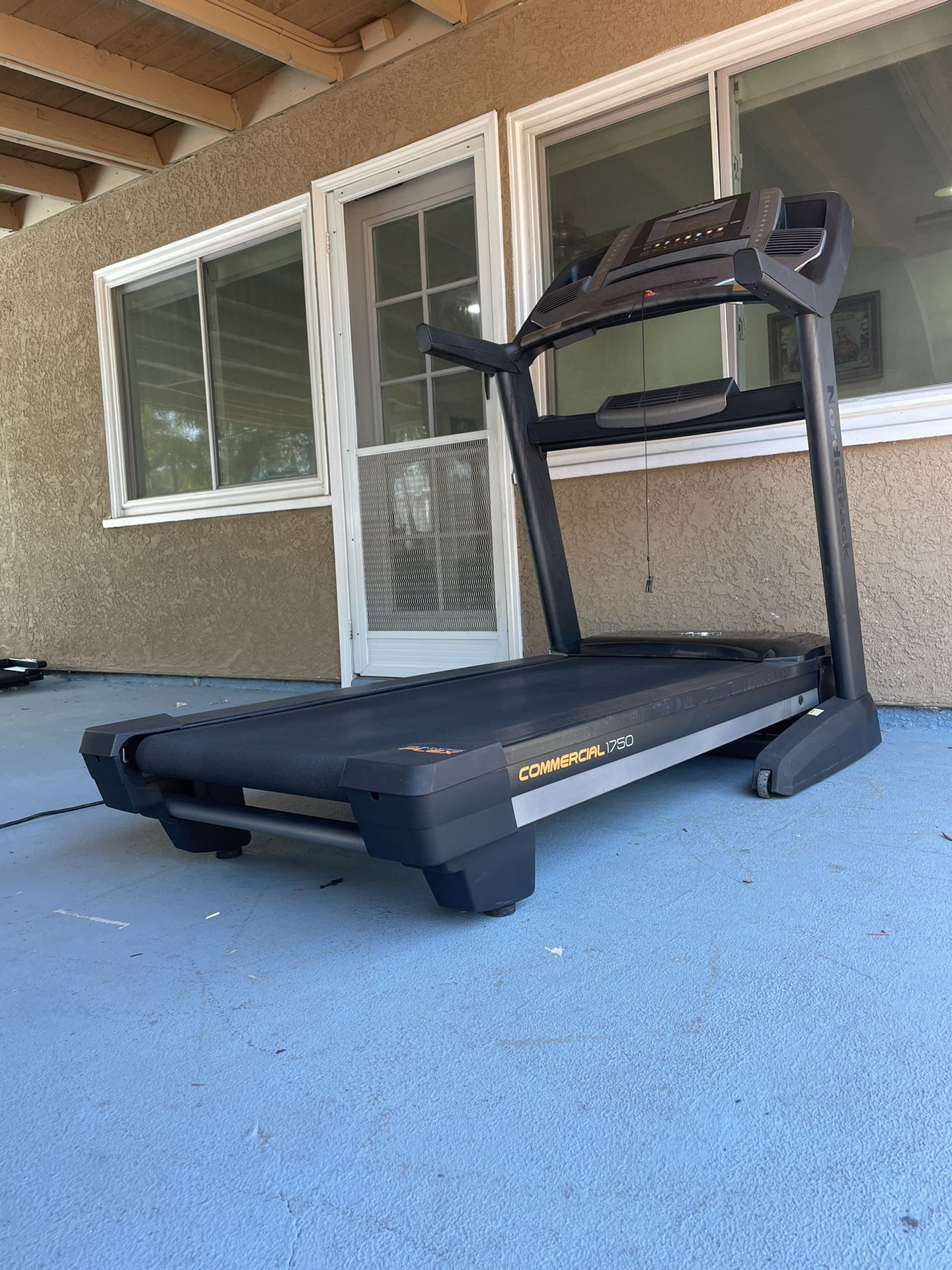 Treadmill