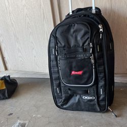 OGIO Wheeled Travel Bag 