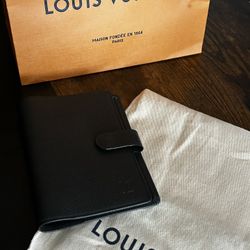 Louis Vuitton small ring agenda cover / planner 