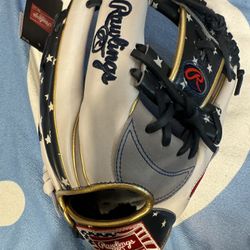 Rawlings And Wilson Baseball Gloves 