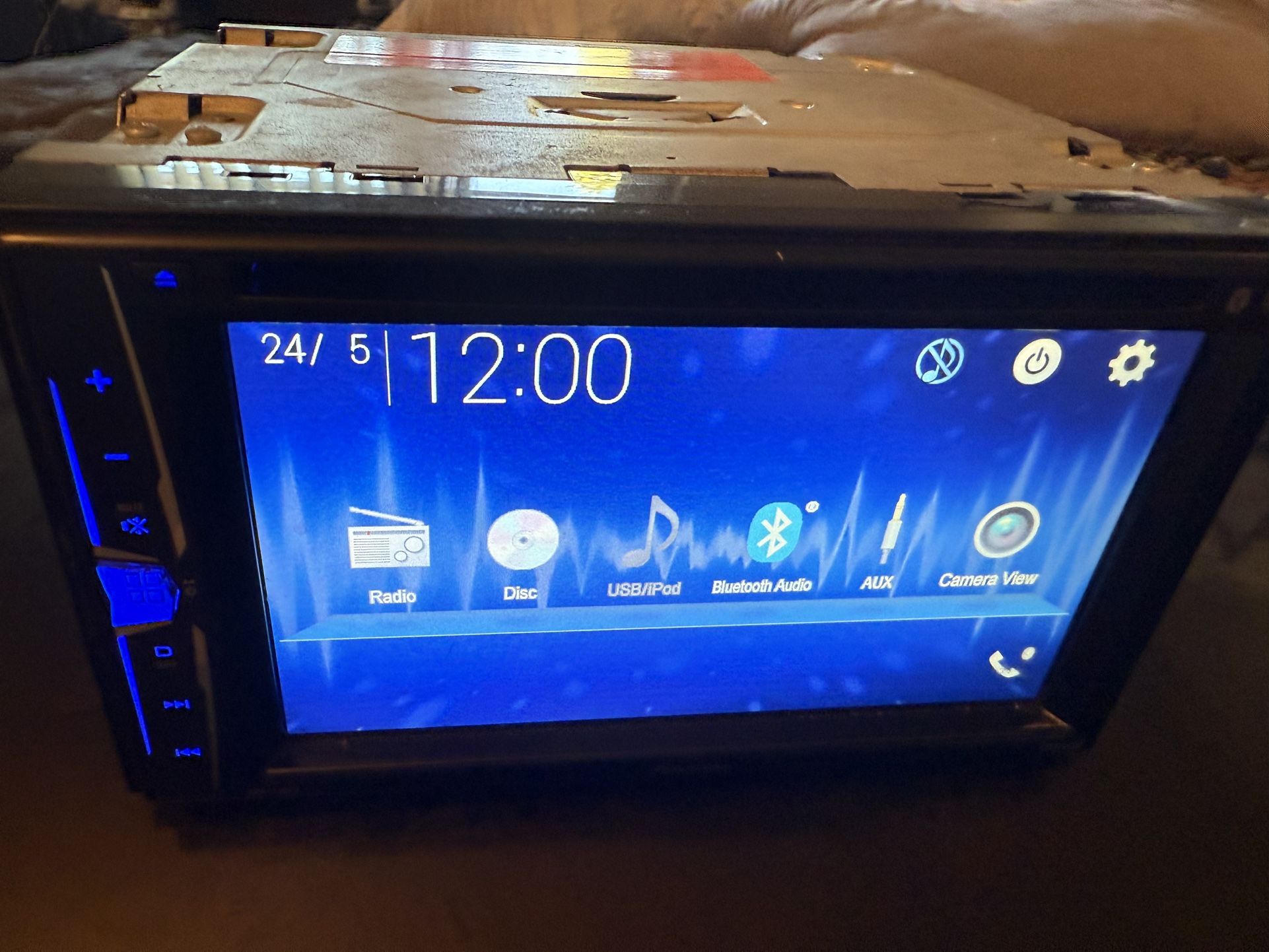Pioneer AVH-210 Dual Dim Touch Screen