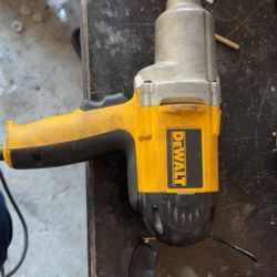 DEWALT IMPACT DRILL 