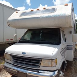 1995 Ford Trailmaster Camper 