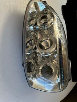 2010 Mk 5 VW Jetta headlight