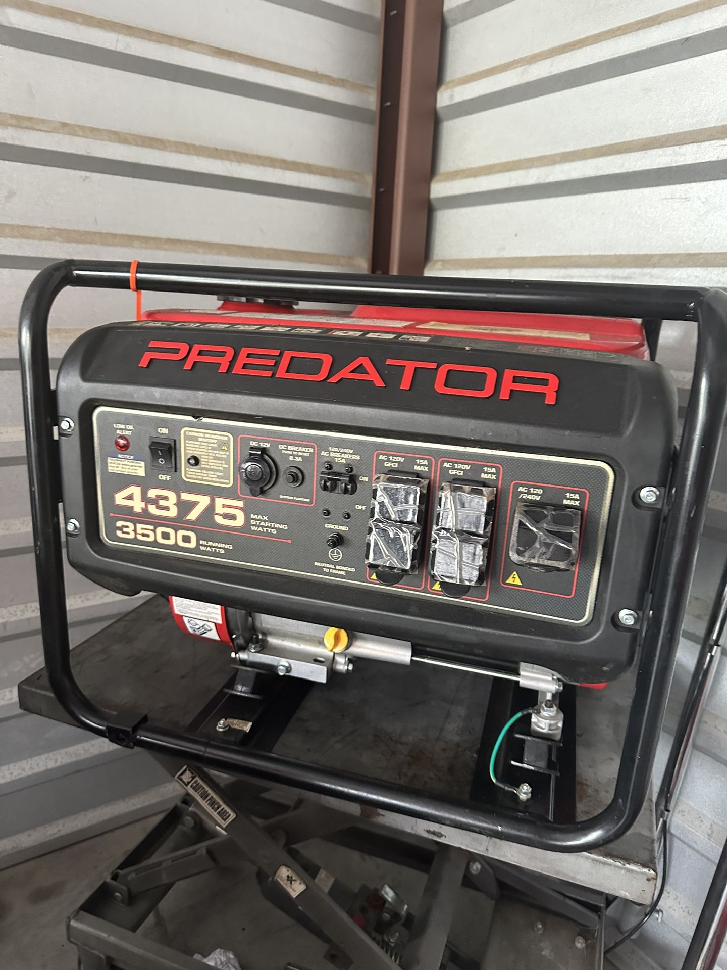 PREDATOR 4375 Watt Gas-Powered Portable Generator with CO SECURE Technology, EPA