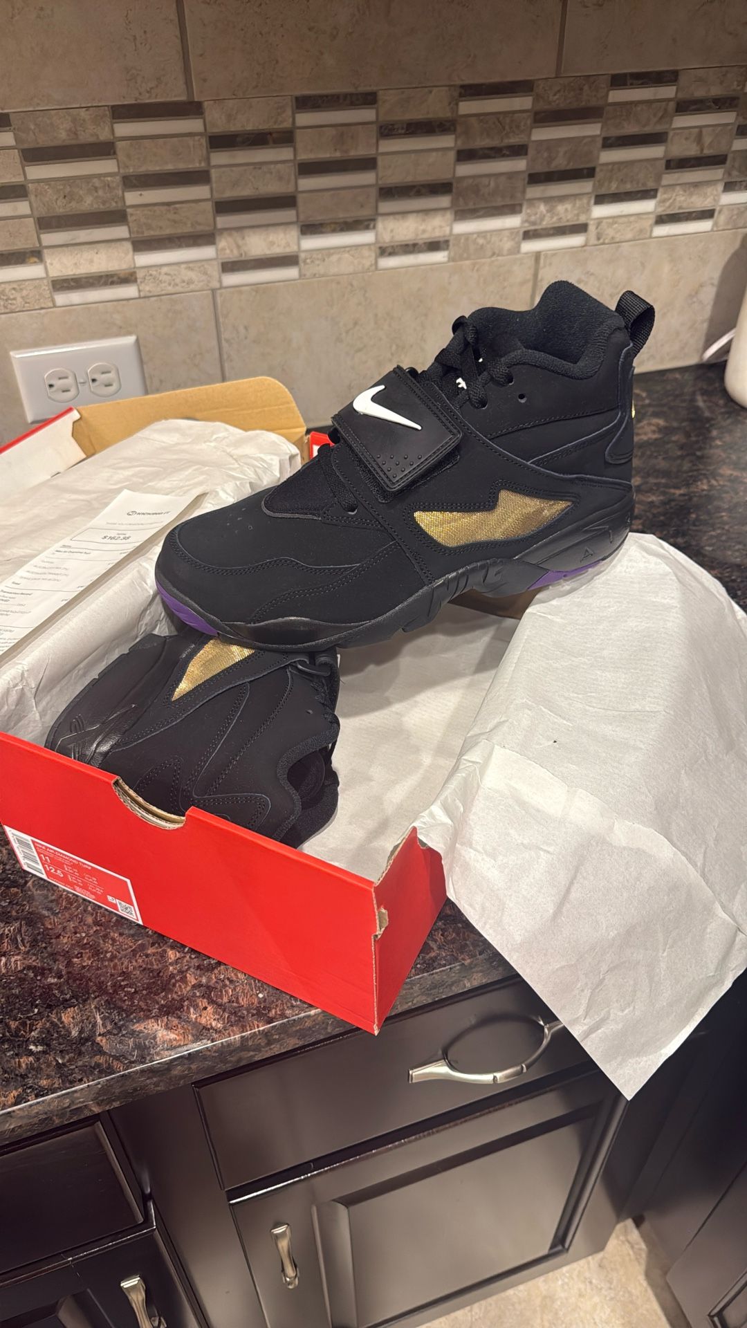 Nike Air Diamond Turf (Ravens) Size 11 DS