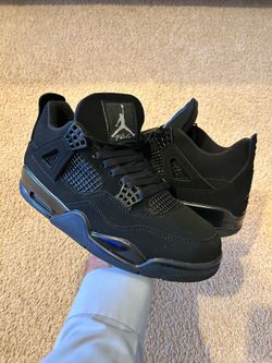 Jordan 4 (Black Cat)