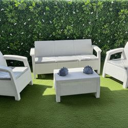 BRAND NEW, Loveseats  