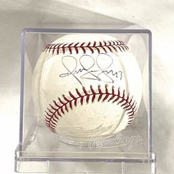 Great condition authentic signature by San Francisco giants, Omar Visal baseball