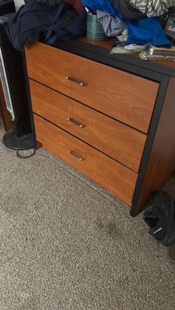 3 drawers