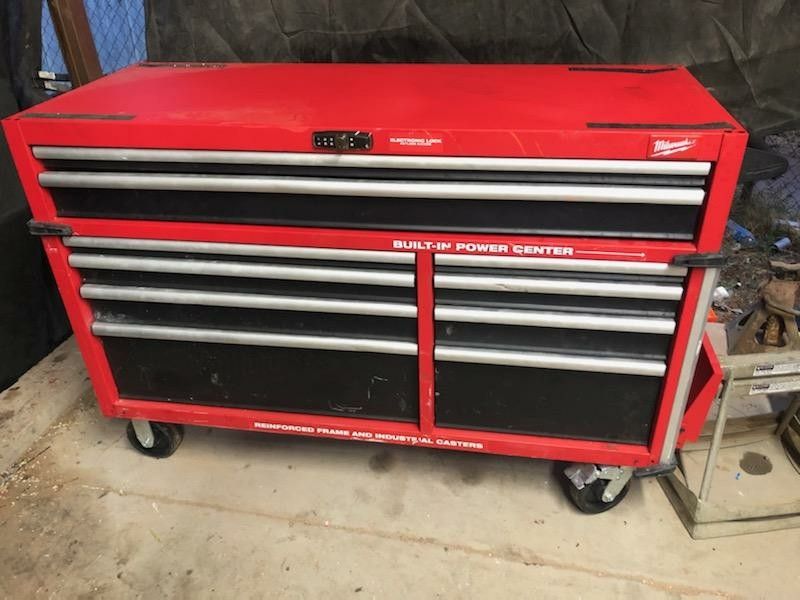 Milwaukee tool box