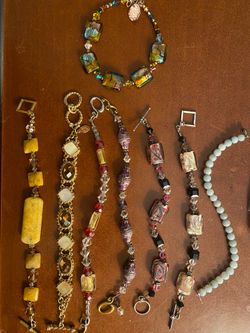 Braceles