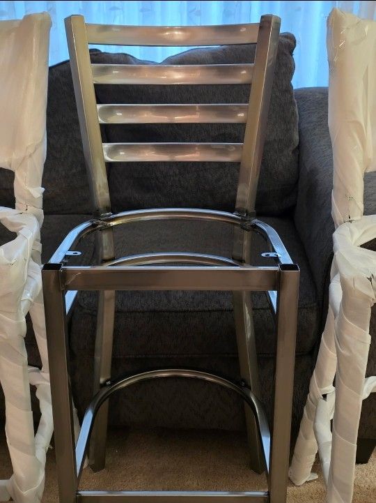 Steel frame chairs Bar height Set of 4(Sold as a Set)