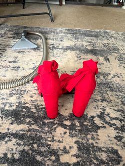 Red Suede Block Heel Pumps with Bow