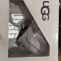 BABY UGGS BOOTS