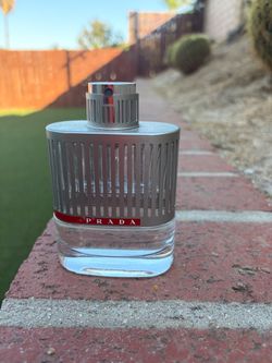 Prada Luna Rossa