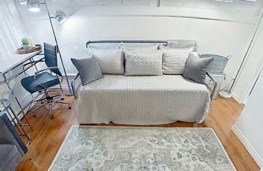 Bed frame Silver Pipe-Style Modern Industrial & twin mattresses 2 unused