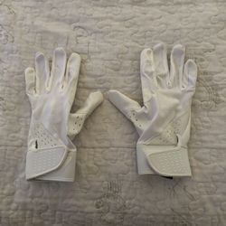 Nike White Baseball Gloves Medium