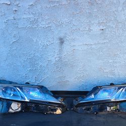 2018-2020 TOYOTA CAMRY LEFT AND RIGHT SIDE HEADLIGHT LED OEM