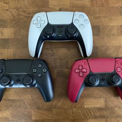 Red Ps5 Controller