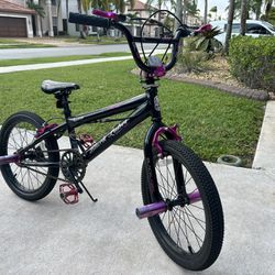 Razor Bike Boy Or Girl 18 Inch