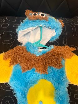 Halloween costume gently used