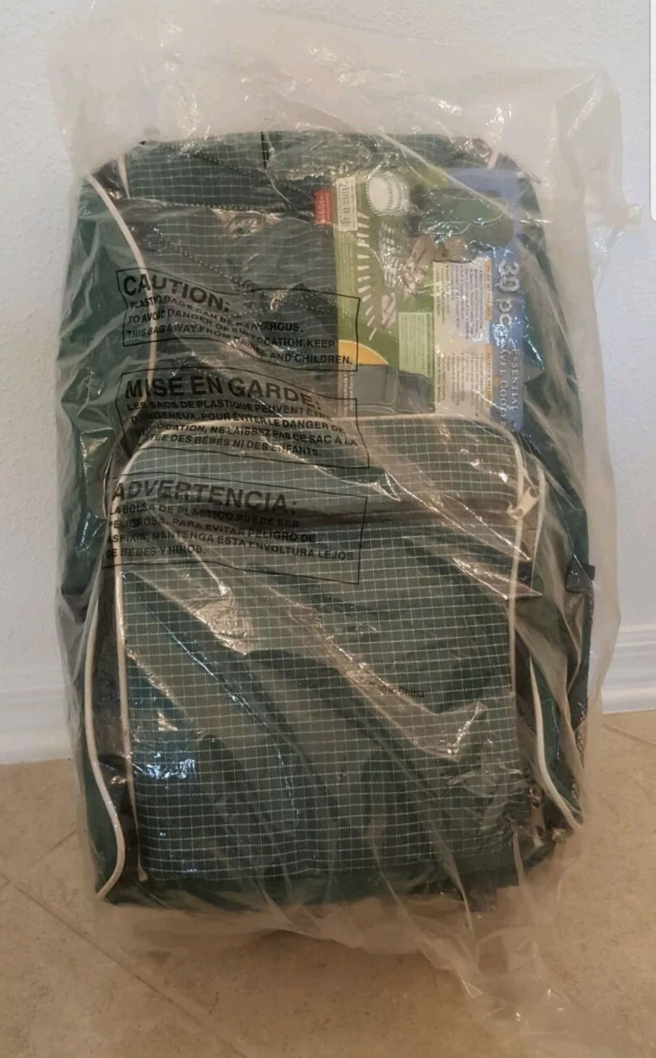Picnic Essentials 30pc Travel Backpack