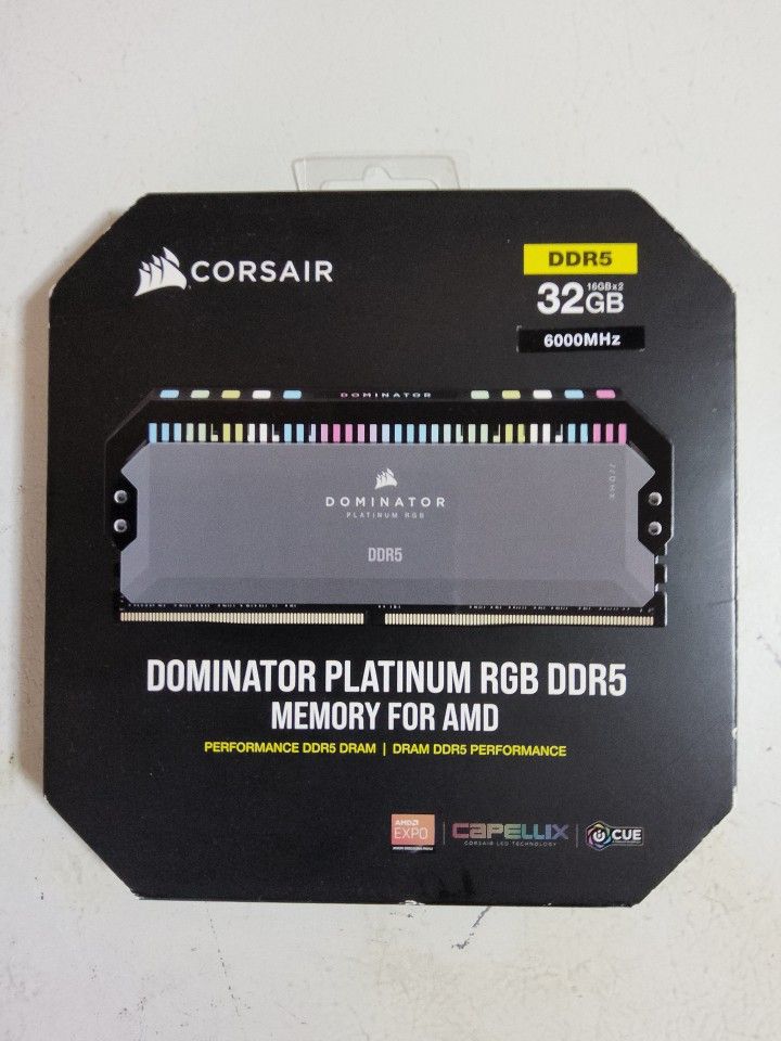 Corsair dominator platinum DDR5 6000 cl 30 32GB