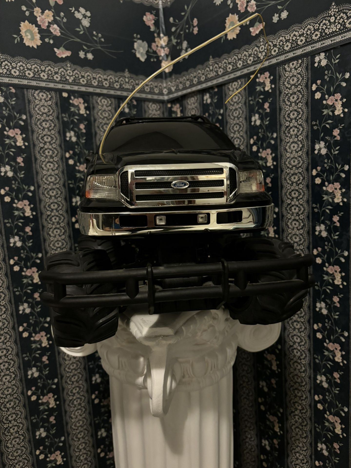 REMOTE CONTROL FORD TRUCK