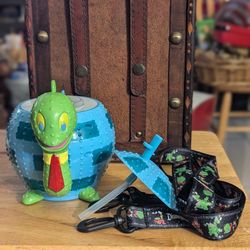 Disney Disneyland Main Street Electrical Parade 50th Turtle Light Up Sipper Cup