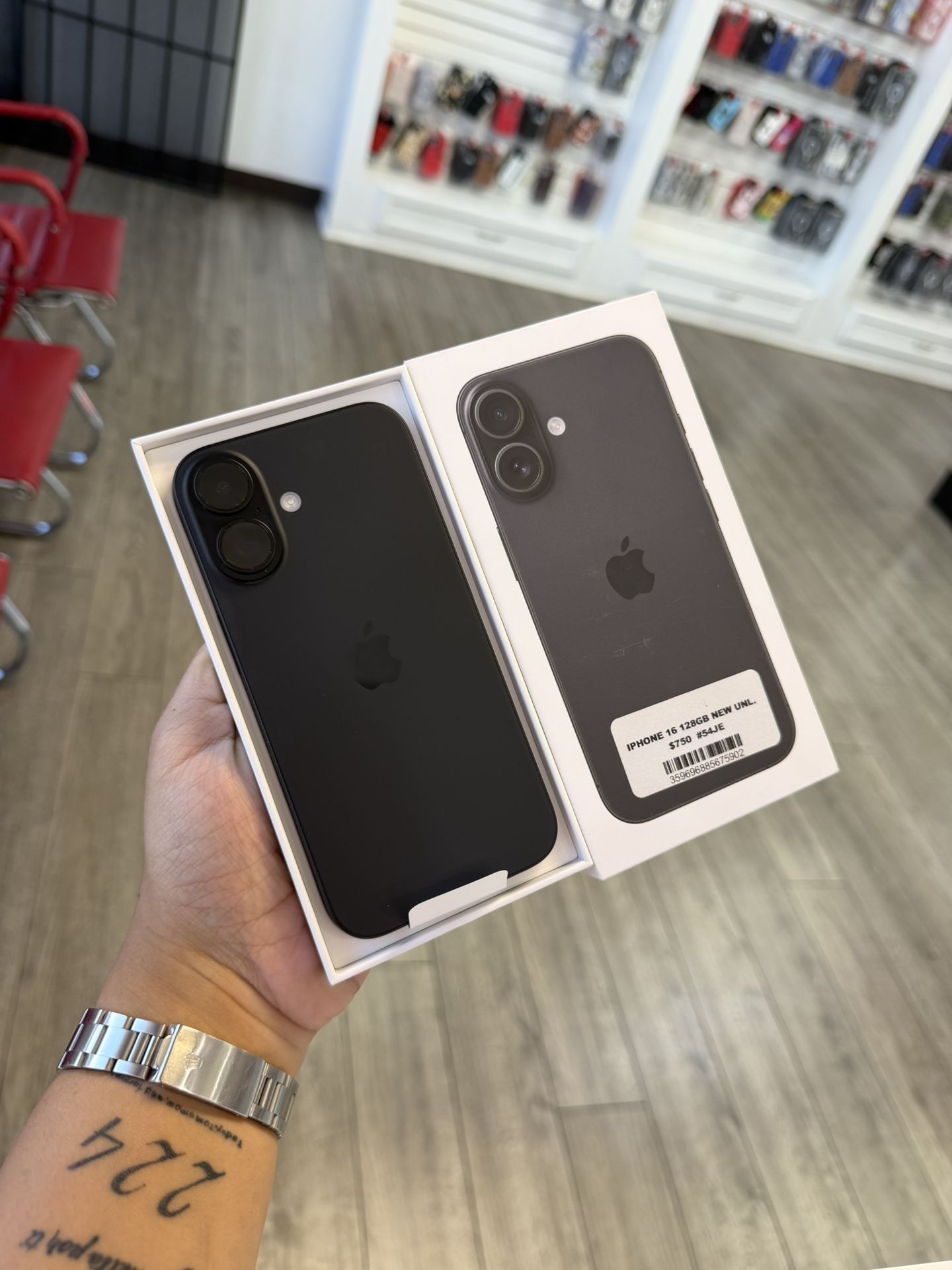 iPhone 16 Unlocked Brand New Seald