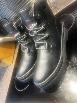 SNOW / Cold Weather, NEW, waterproof, Thinsulate, keep you warm and dry, did I say NEW, size 11 $59