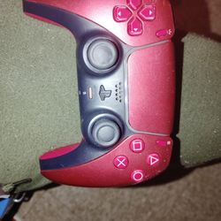 Red & Black Dual Shock PS5 Remote 