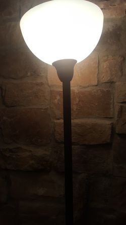 Floor lamp