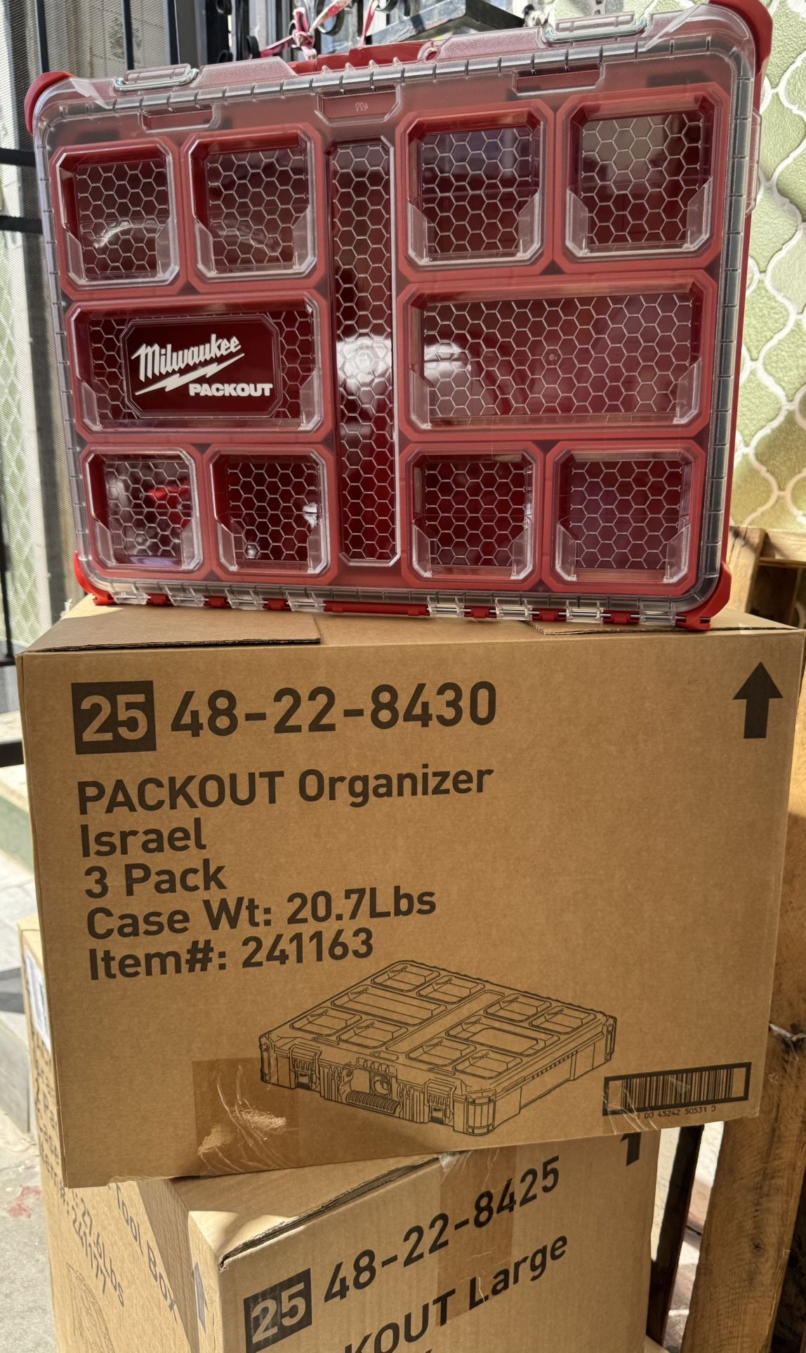 Milwaukee PACKOUT 11-Compartment Impact Resistant Portable Small Parts Organizer