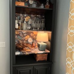 Bar / Liquor Cabinet