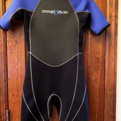 Hyperflex Junior Shorty Wetsuit Size 14; $12