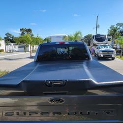 FORD BED/ TONNEAU COVER HARD