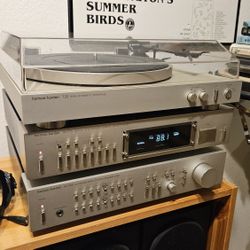 Vintage Harman Kardon Turntable, Preamp, and Tuner