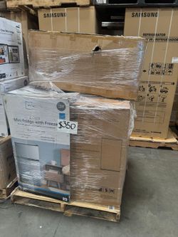 customer returns, store returns, wholesale merchandise, reseller pallets, pallet liquidation, bulk inventory, truckload liquidation, overstock invento