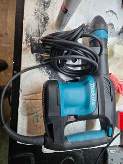 Makita Corded Rotary Hammer Drill