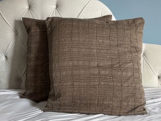Calvin Klein 26” euro sham pair grid textured olive brown