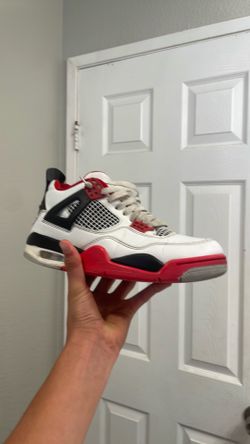 Air Jordan 4 fire red size 7
