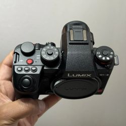 Panasonic LUMIX S1R II Body